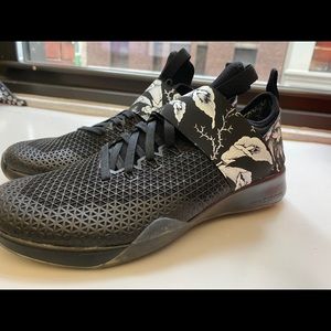 NEW Nike Air Zoom Strong Floral Size 7.5